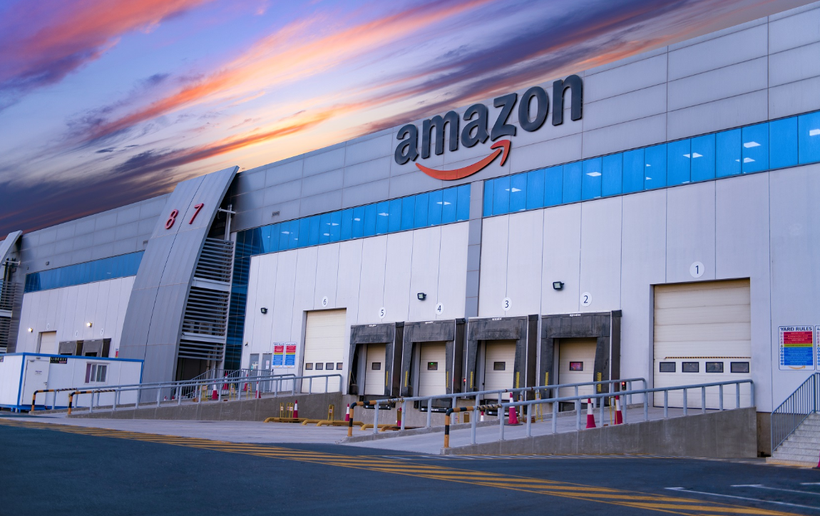 What Advantages Does Amazon Saudi Offer Compared to Amazon UAE?