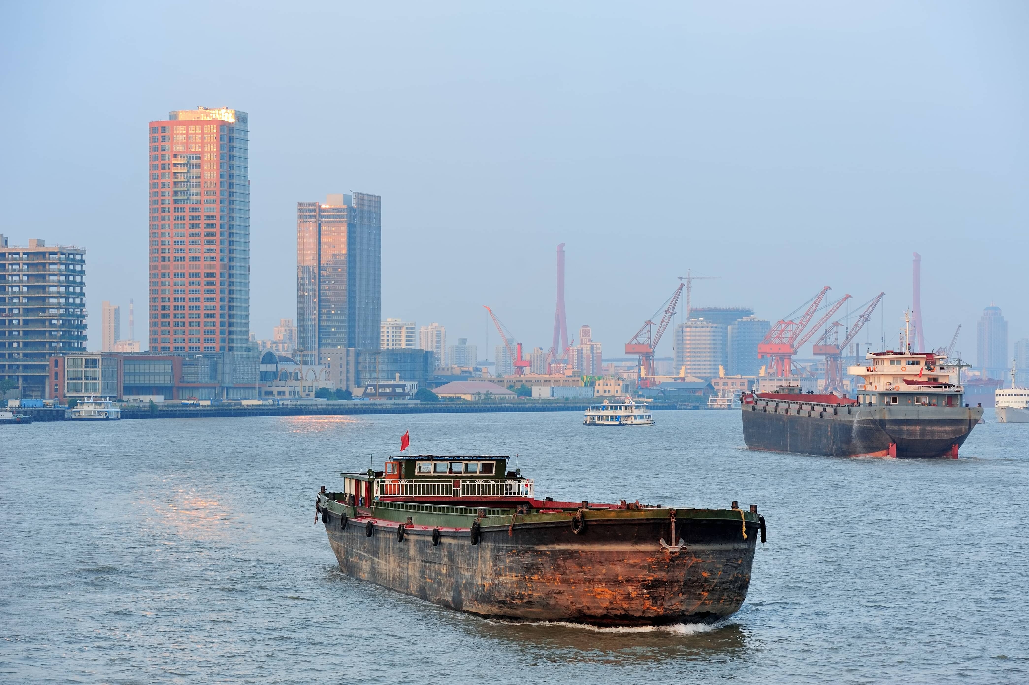 Optimal Container Loading Solutions for Bulk Hardware & Building Materials Shipped to the Middle East