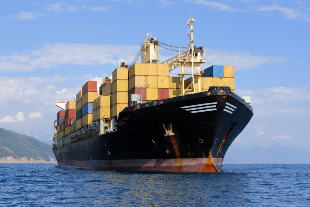 How Do UAE Special Lines Cater to Logistics Demand as Dubai Emerges as a Global E-commerce Hub?
